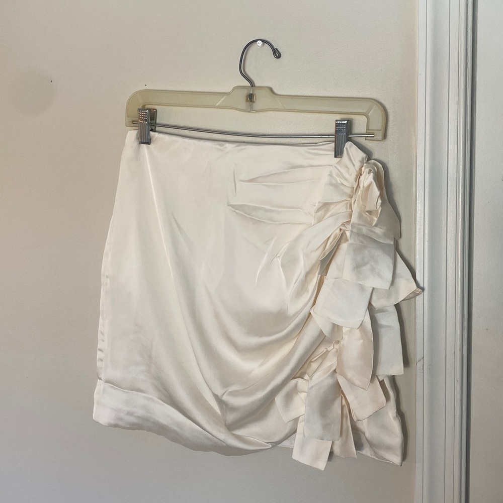 Tularosa Cream Asymmetrical Ruffle Skirt